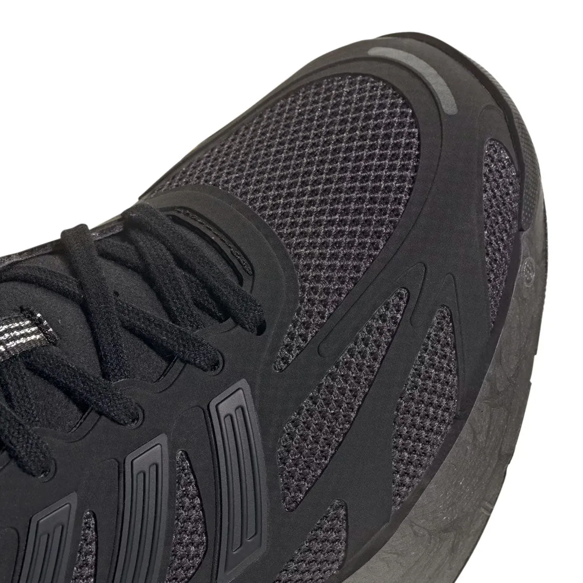 Adizero Aruku 'Core Black Carbon Metallic'