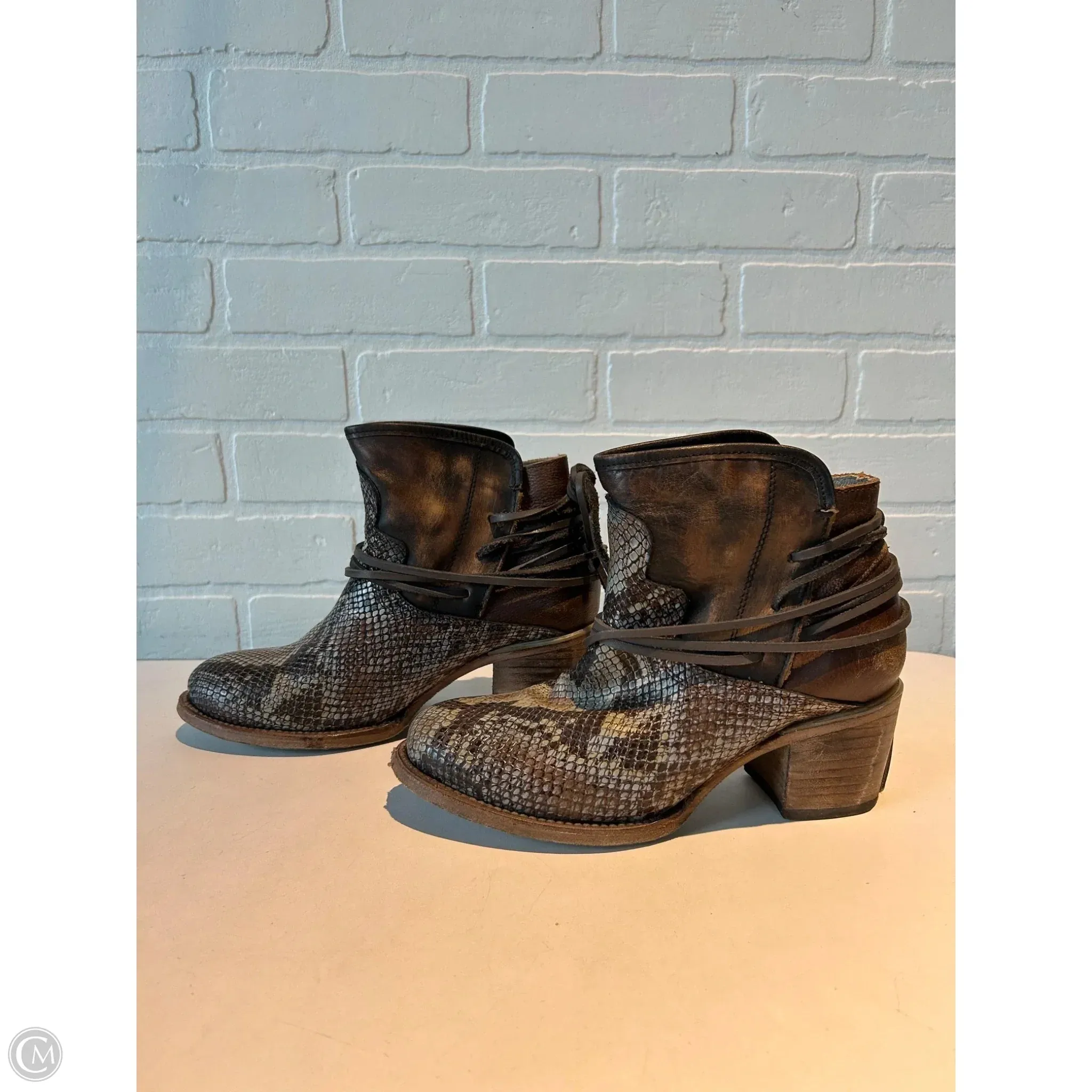 Boots Ankle Heels By Freebird In Brown & Grey, Size: 9