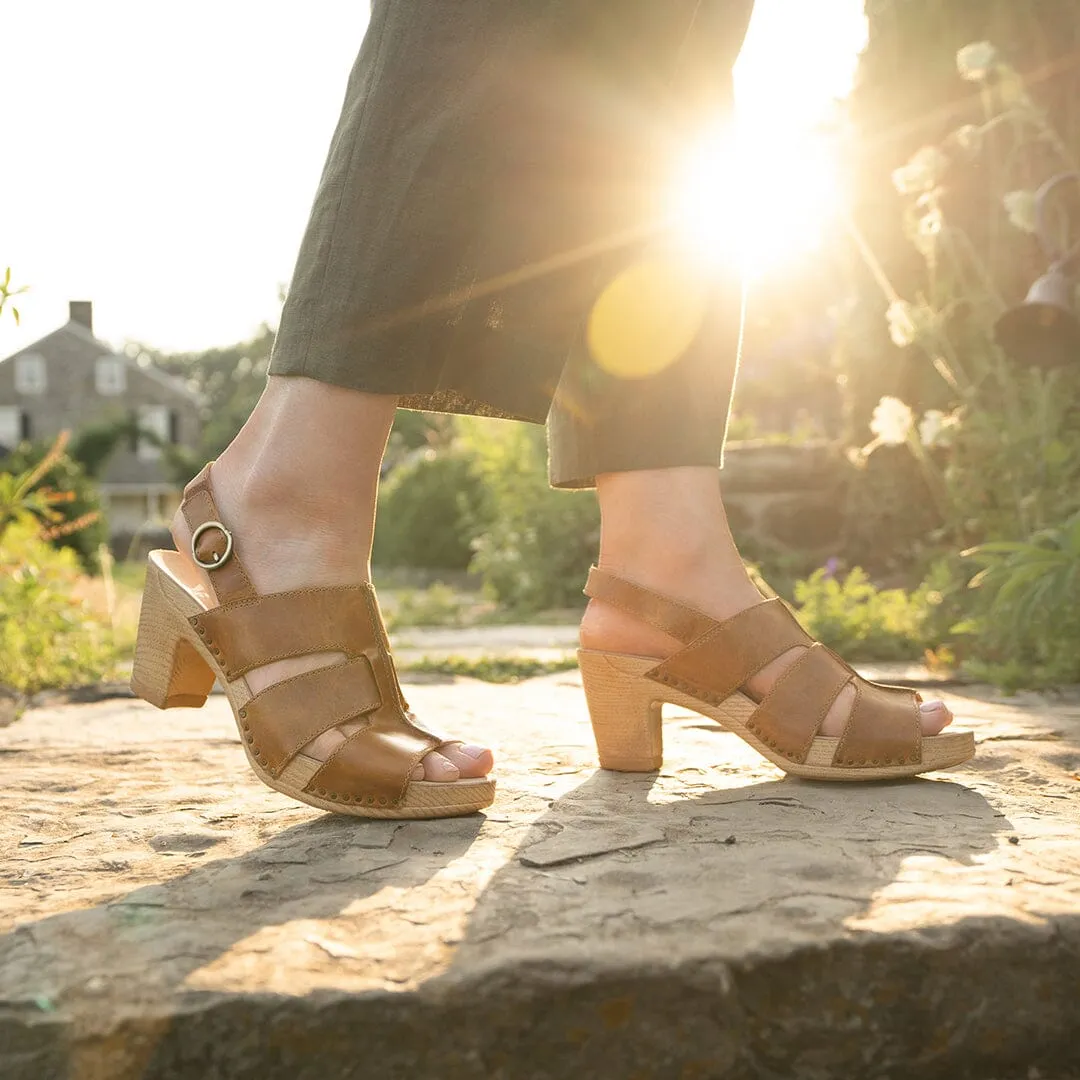 DANSKO TATIANA