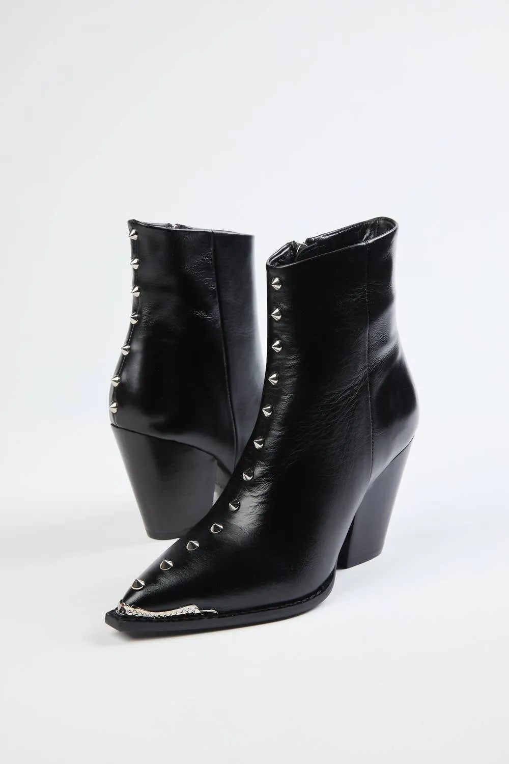Heeled Leather Ankle Boots With Studs In Black