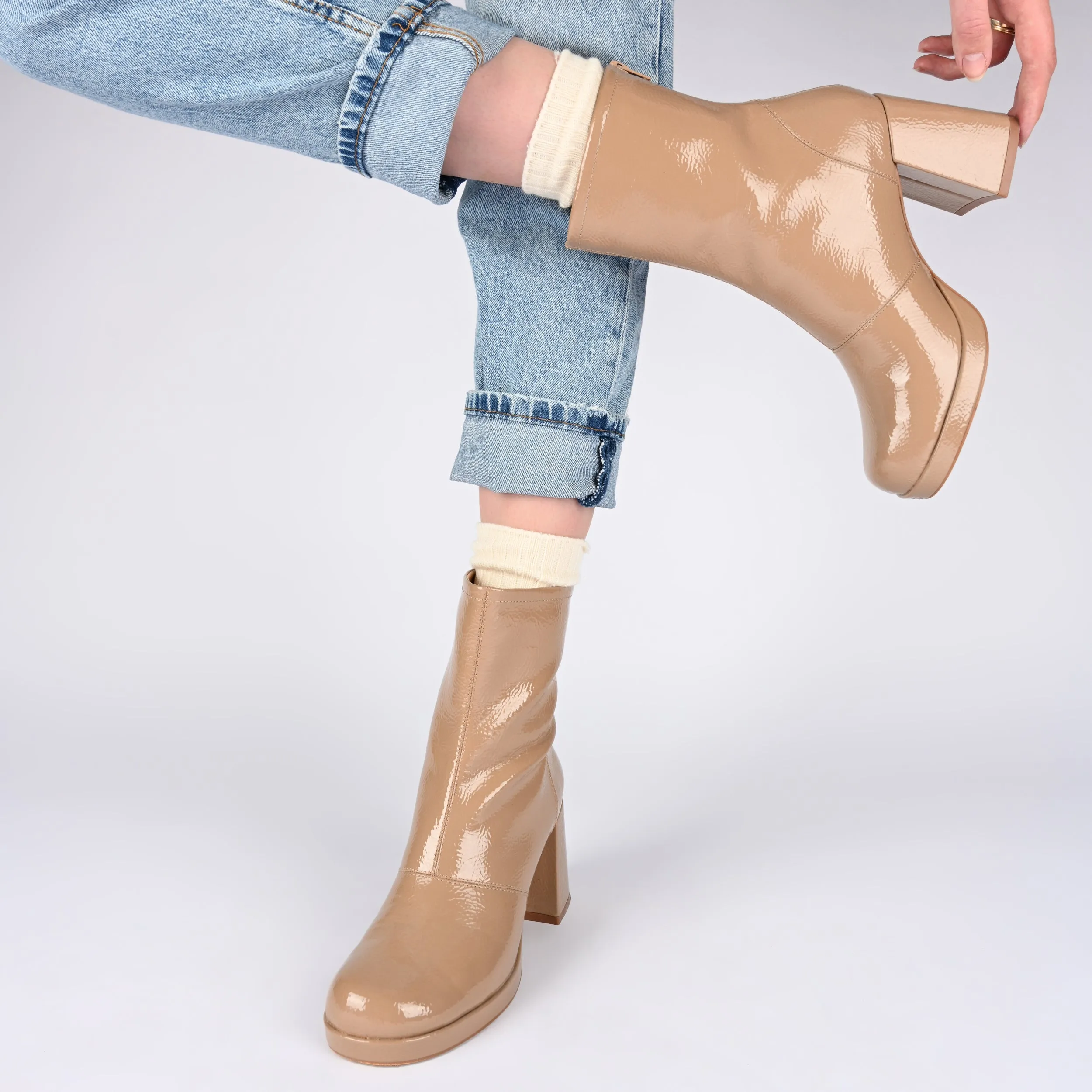 Journee Collection Women's Tru Comfort Foam Aylani Booties