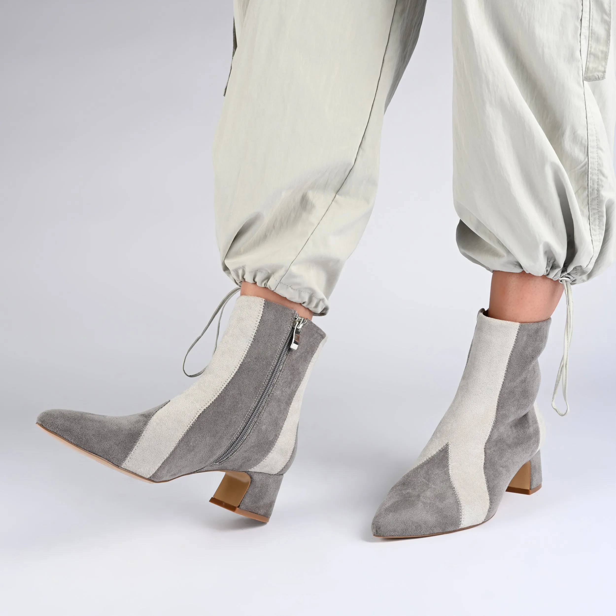 Journee Collection Women's Tru Comfort Foam Lusinda Booties