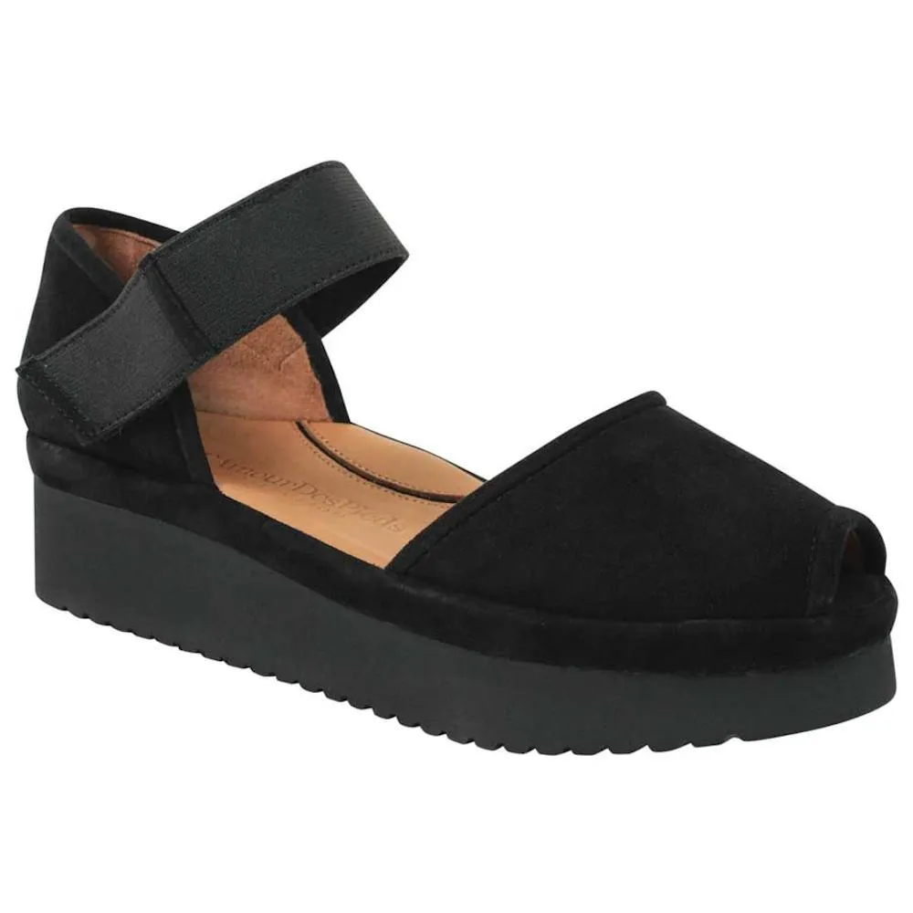 L'Amour Des Pieds Women's Amadour Black Suede