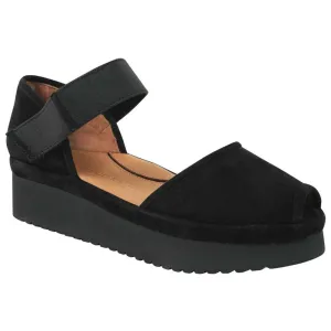 L'Amour Des Pieds Women's Amadour Black Suede