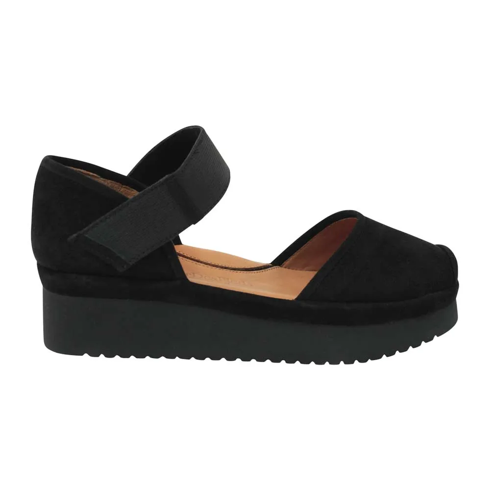 L'Amour Des Pieds Women's Amadour Black Suede