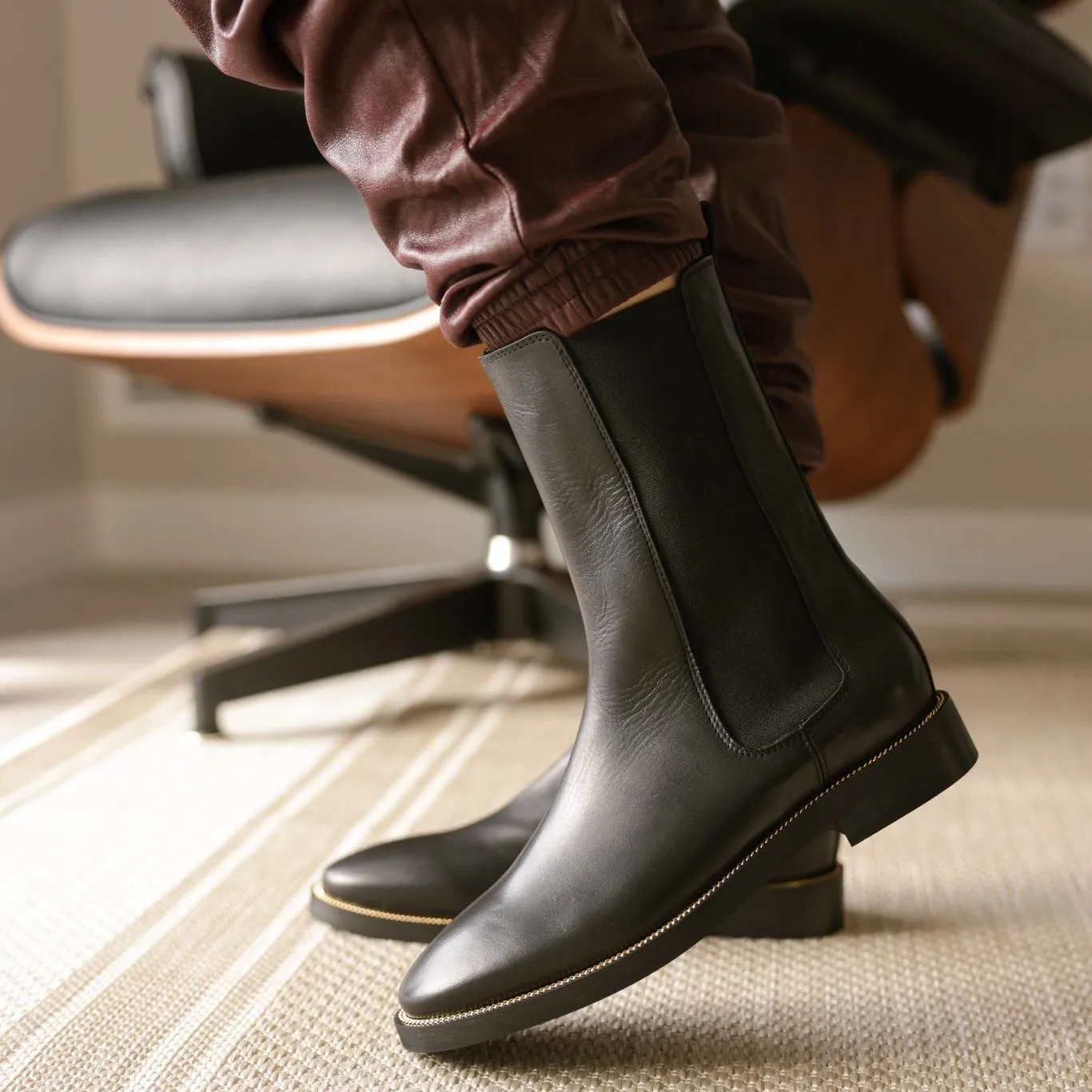 Pavia Tall - Black Leather