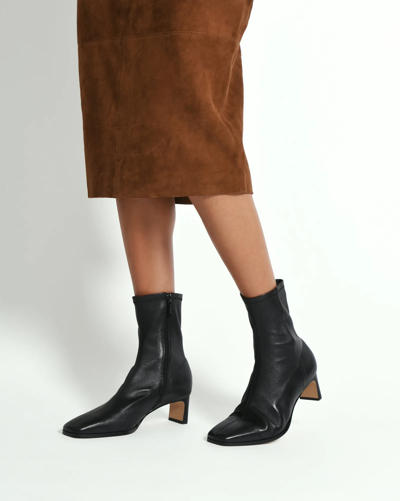 QUINCE MID ANKLE BOOTS BLACK LEATHER
