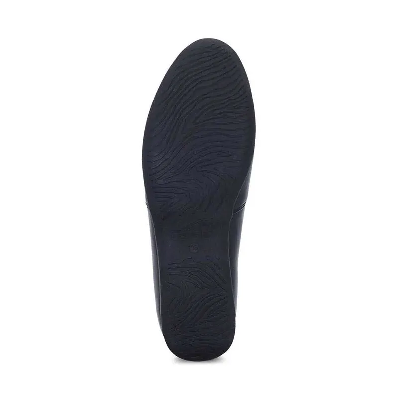 Women's Larisa Black