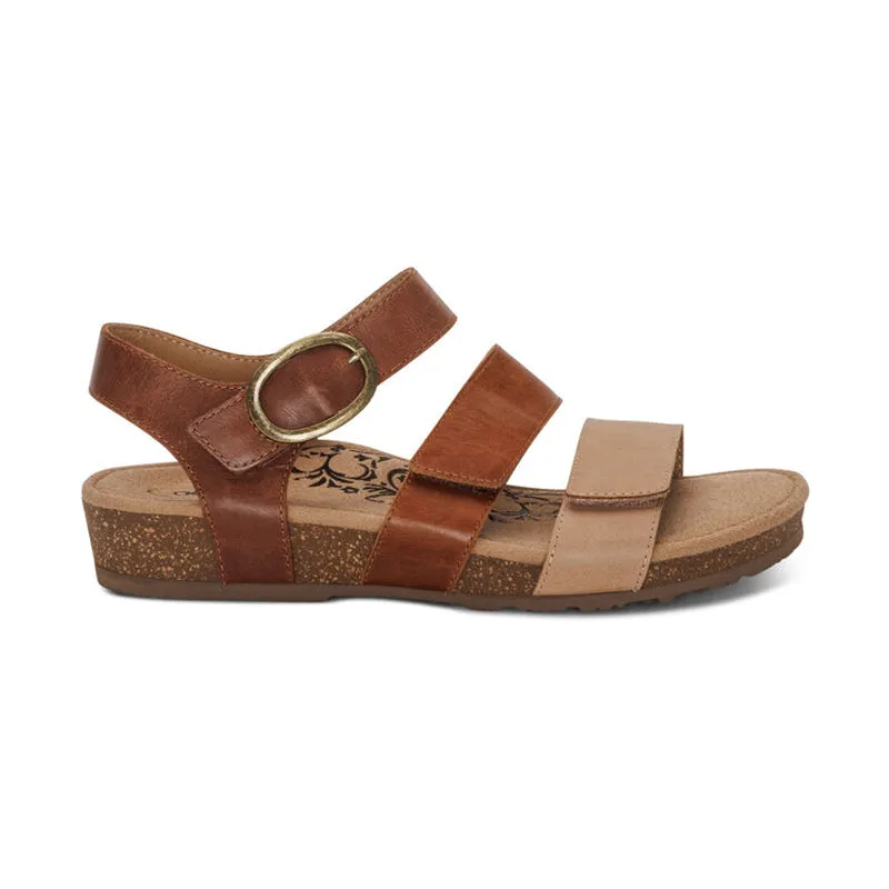Women's Lilly Walnut